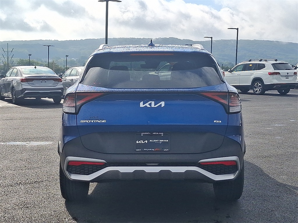 2023 Kia Sportage EX photo 3