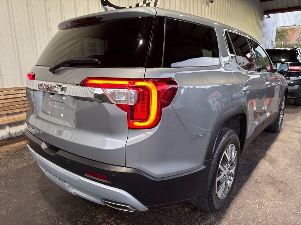 2023 Gmc Acadia SLE photo 4