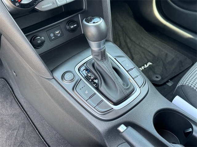 2021 Hyundai Kona SEL photo 19
