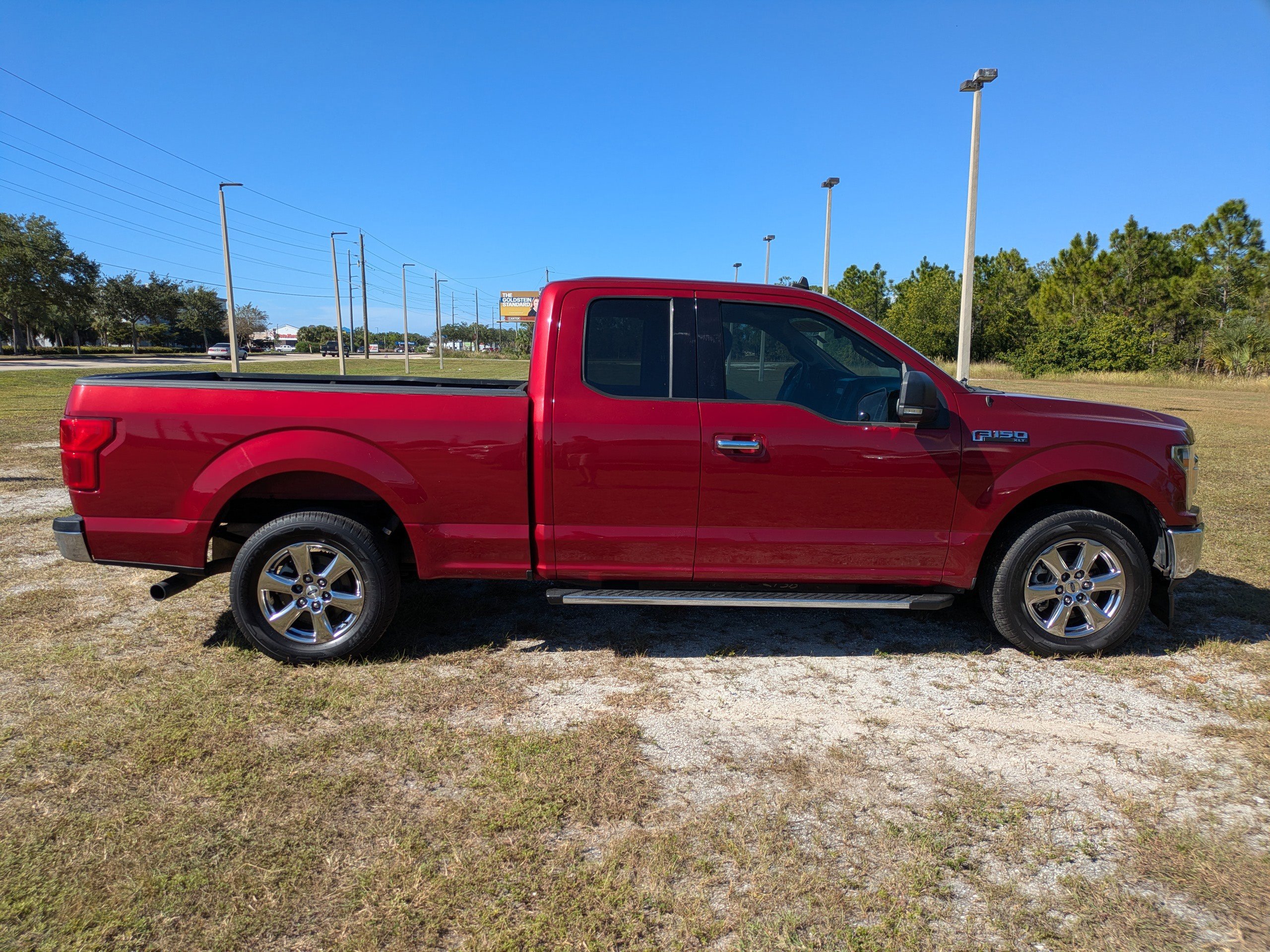 2019 Ford F-150 XLT photo 3
