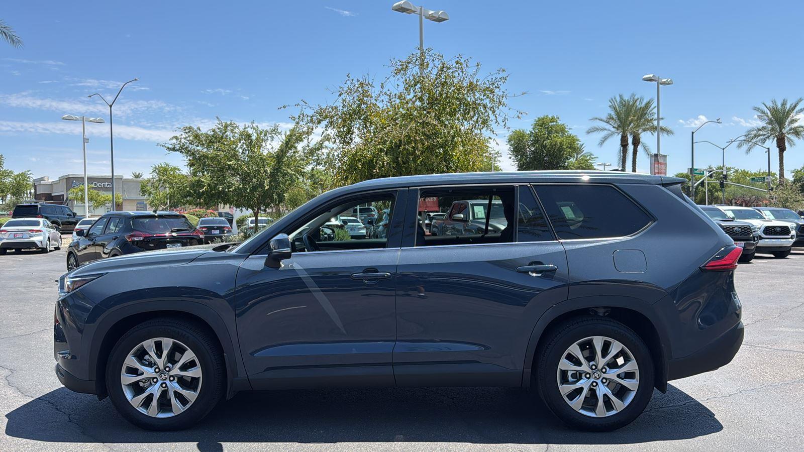 2024 Toyota Grand Highlander Limited photo 2