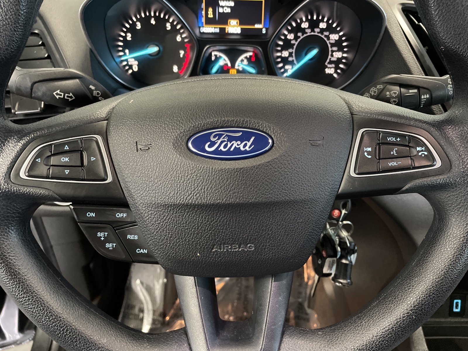 2019 Ford Escape S photo 35