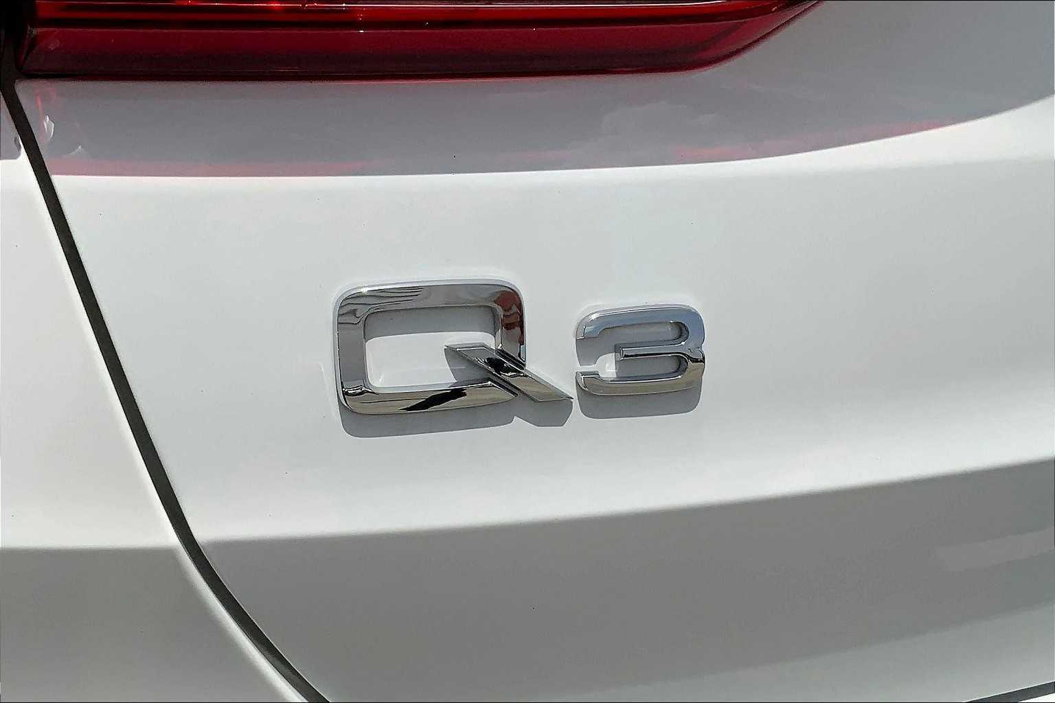 2023 Audi Q3 S line Premium photo 29