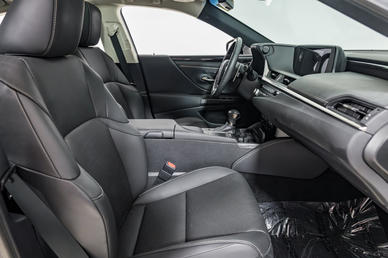 2021 Lexus ES 250 photo 27