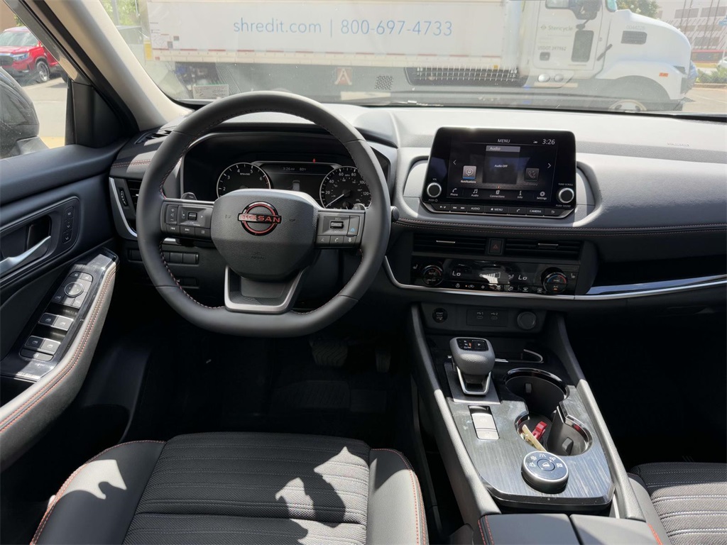 2026 Nissan Rogue SV photo 16