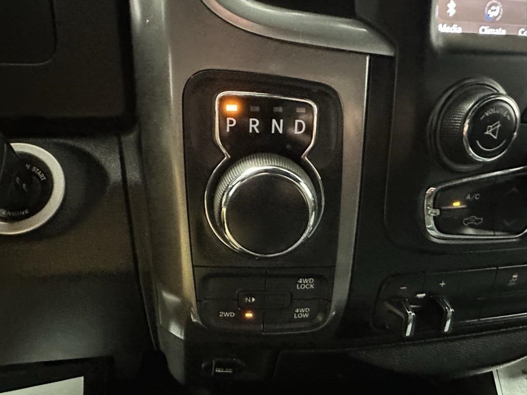 2021 Ram 1500 Classic Warlock photo 8