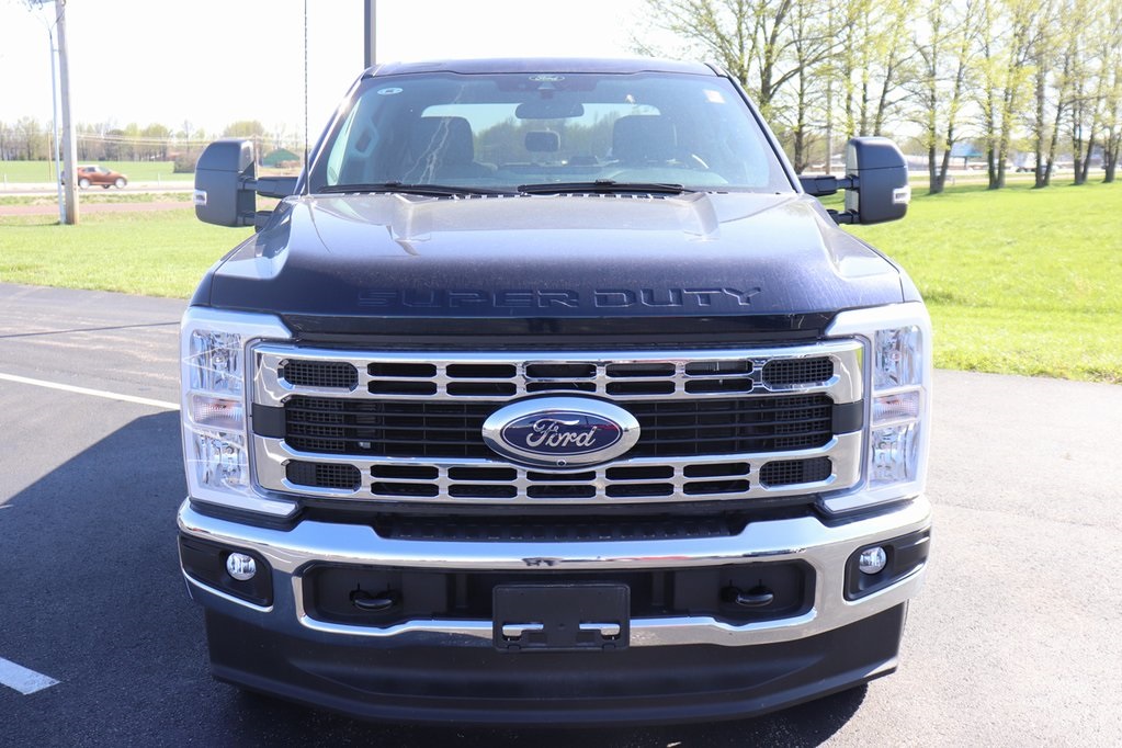 2025 Ford F-350 XLT photo 5