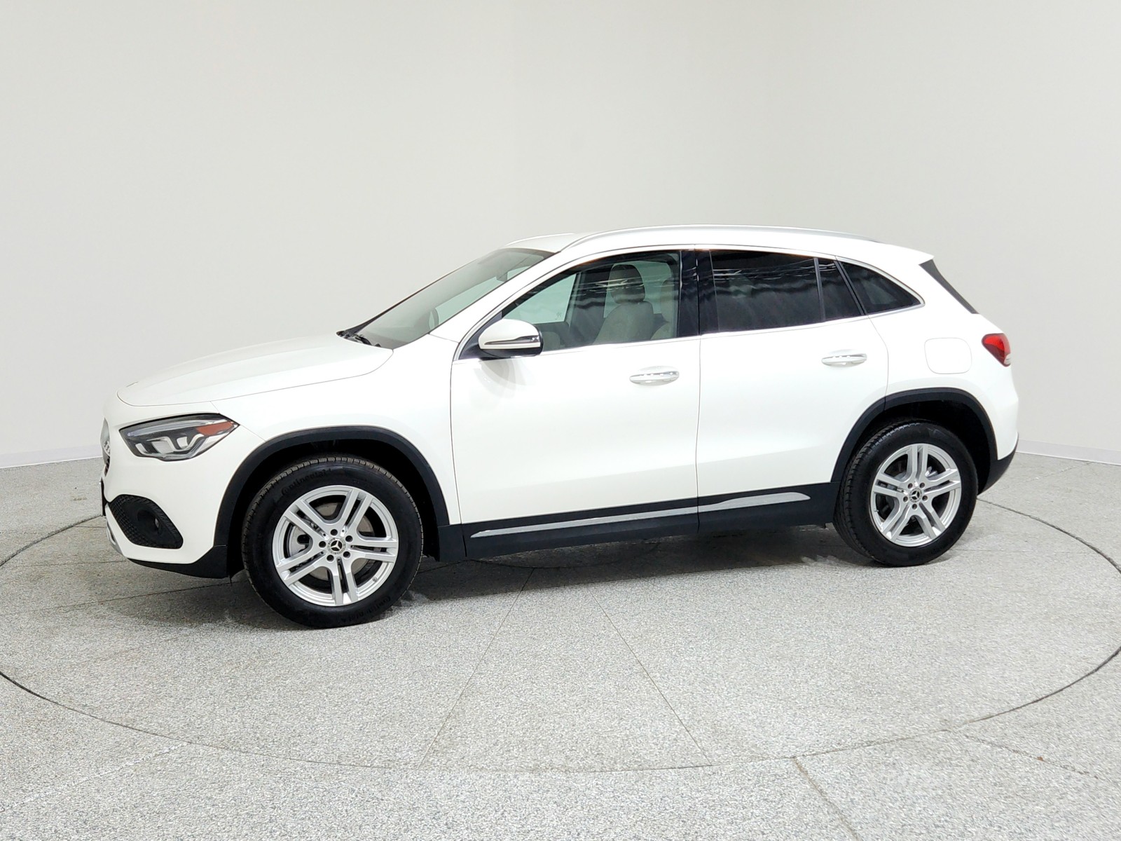 2022 Mercedes Benz GLA 250 4MATIC photo 7