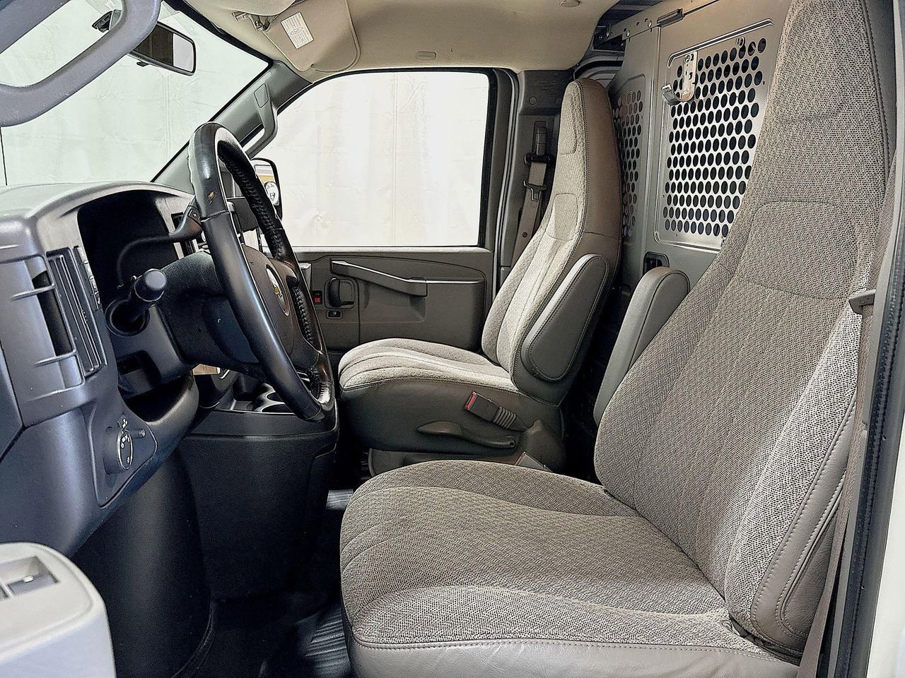 2020 Chevrolet Express Cargo Van 2500 photo 16