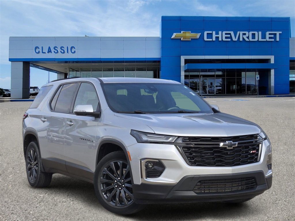 2022 Chevrolet Traverse RS's photo