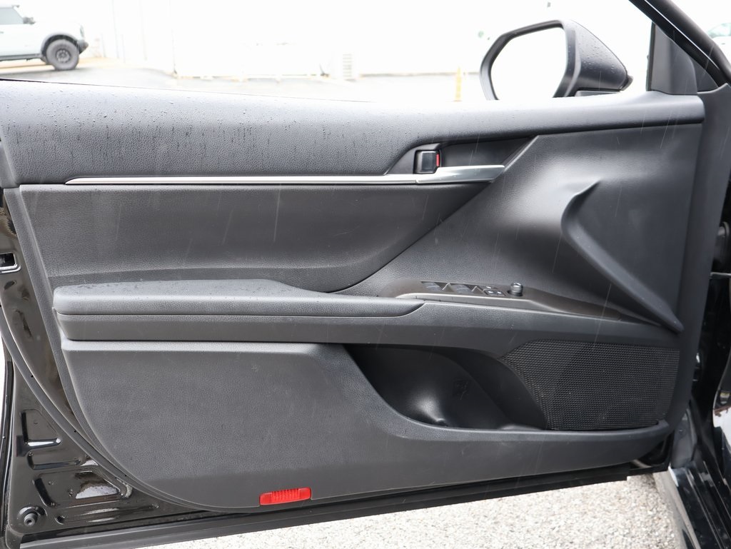 2024 Toyota Camry SE photo 19