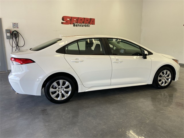 2024 Toyota Corolla LE photo 18