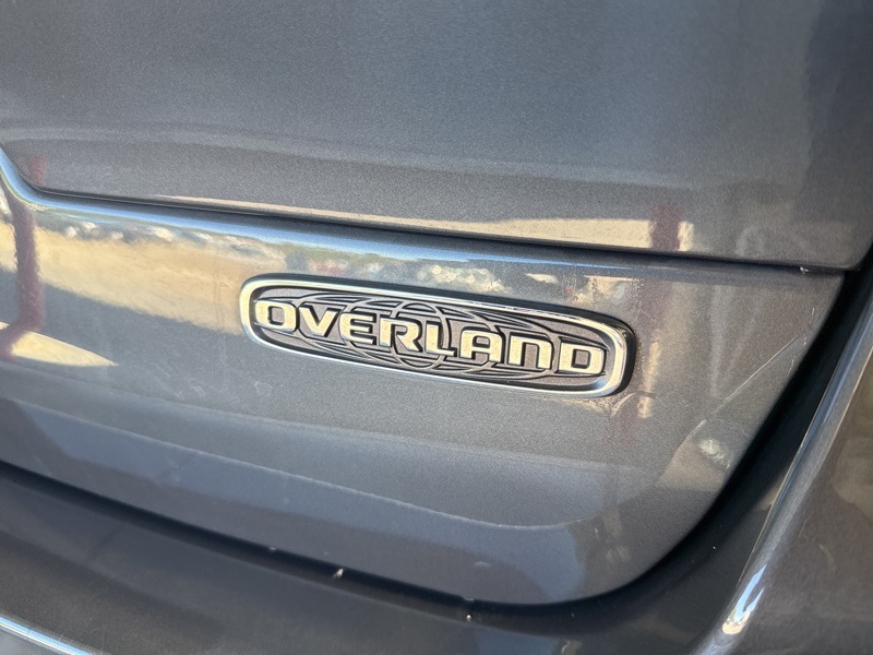 2022 Jeep Grand Cherokee Overland photo 8