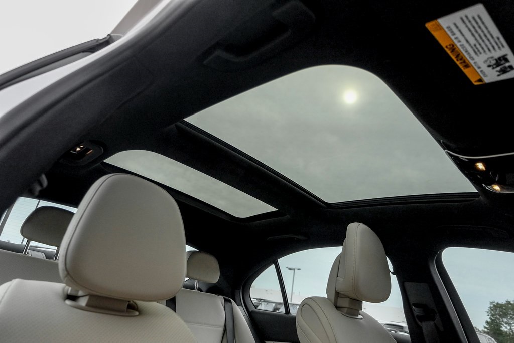 2025 Mercedes Benz C 300 4MATIC photo 21