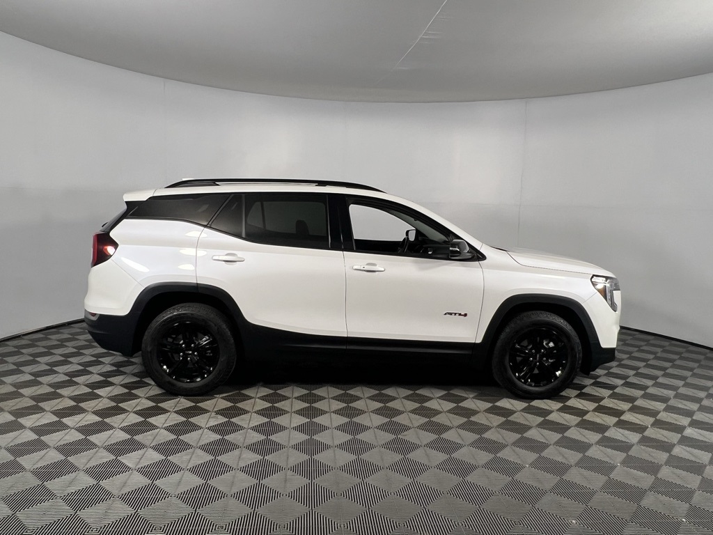 2022 Gmc Terrain AT4 photo 2