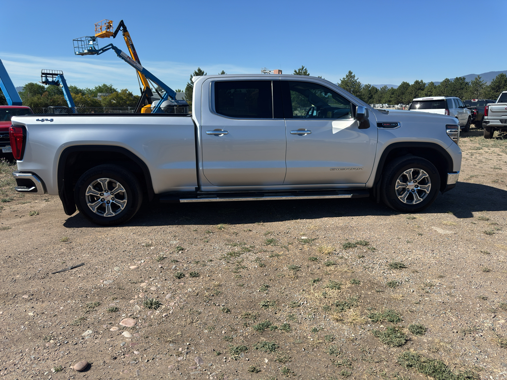 2022 Gmc Sierra 1500 SLT photo 3