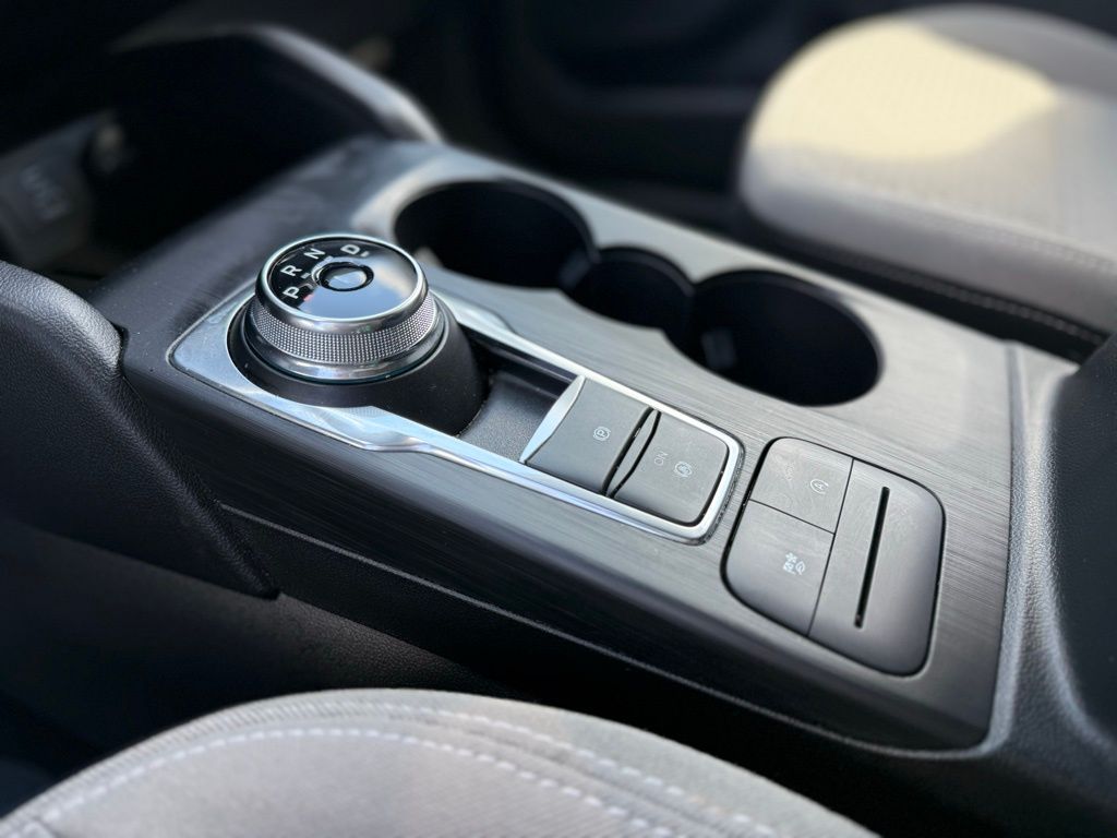 2022 Ford Escape SE photo 19