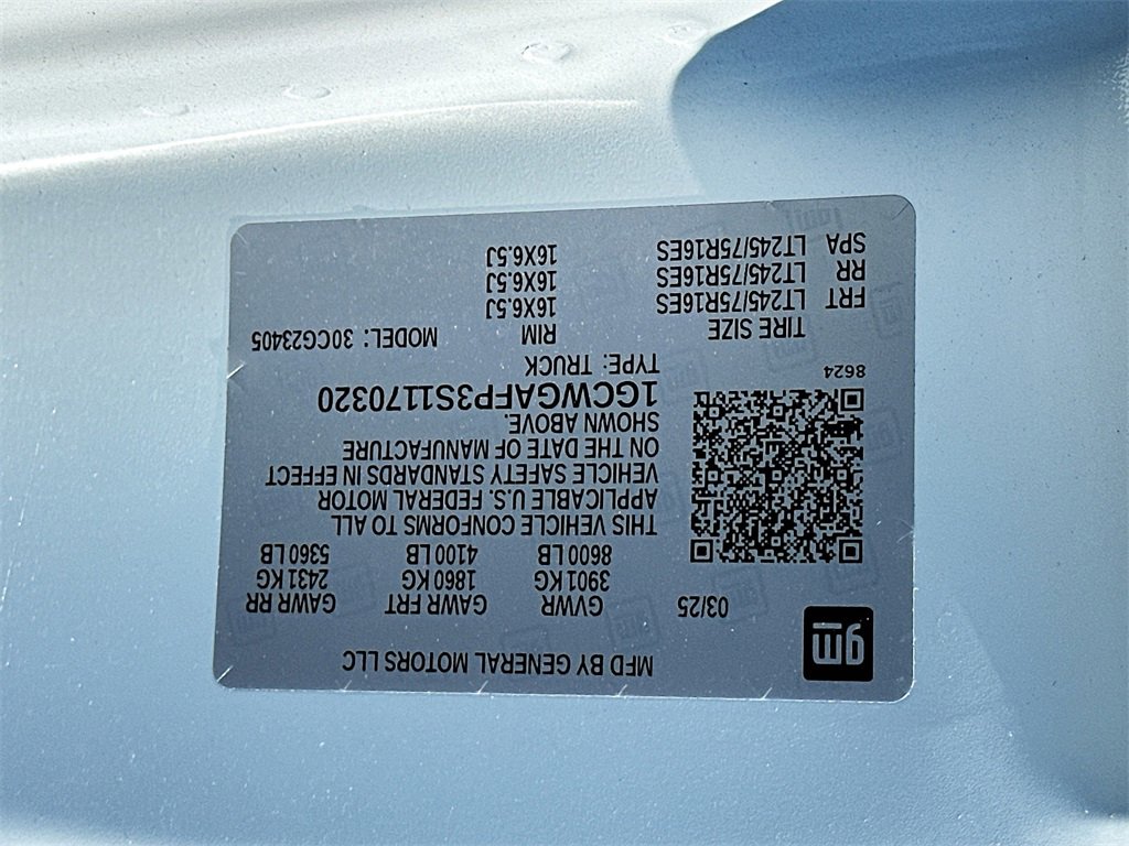 2025 Chevrolet Express Cargo 2500 photo 16