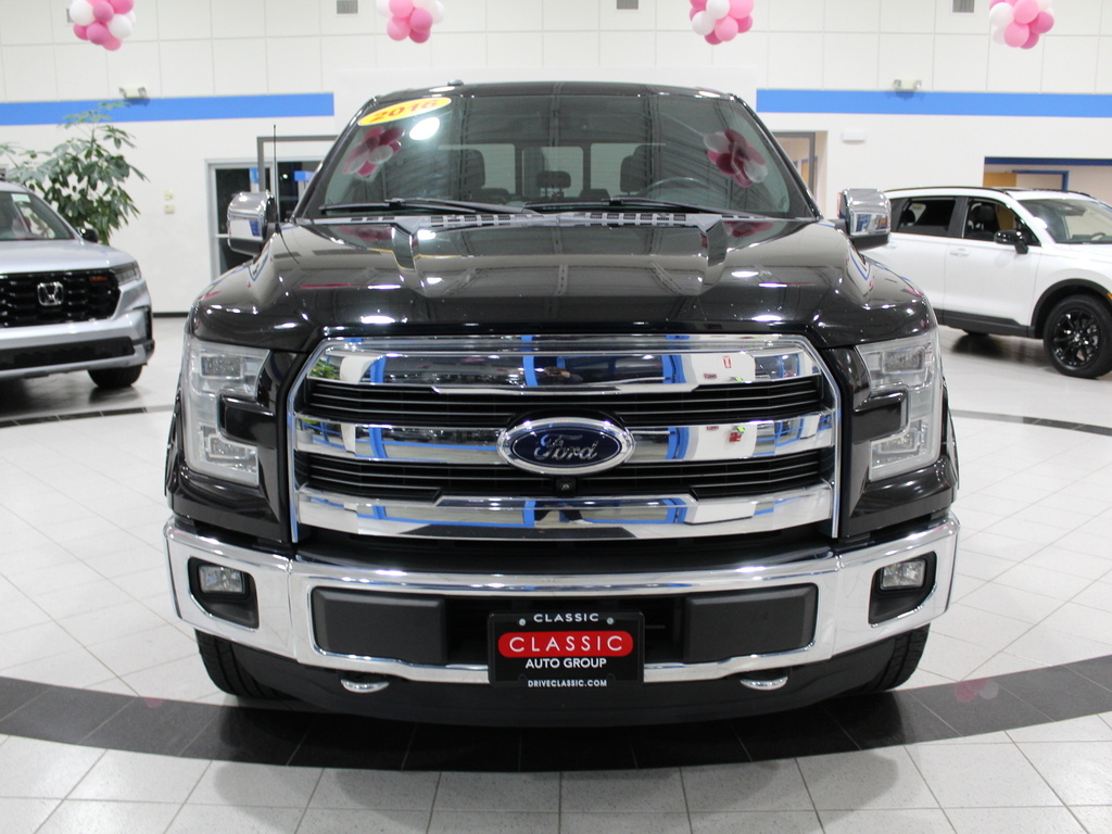 2016 Ford F-150 Lariat photo 2