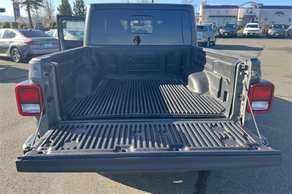 2022 Jeep Gladiator Overland photo 15