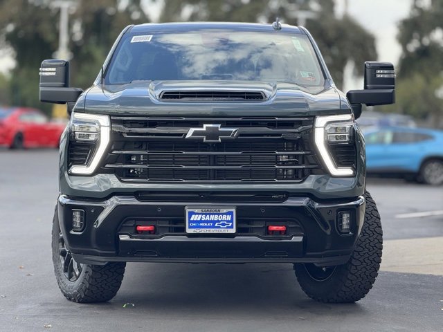 2026 Chevrolet Silverado 2500HD LTZ photo 2