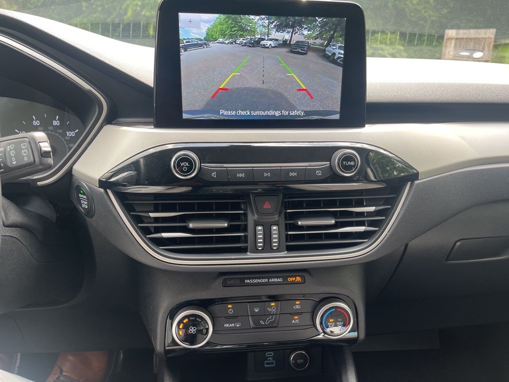 2021 Ford Escape SE photo 23