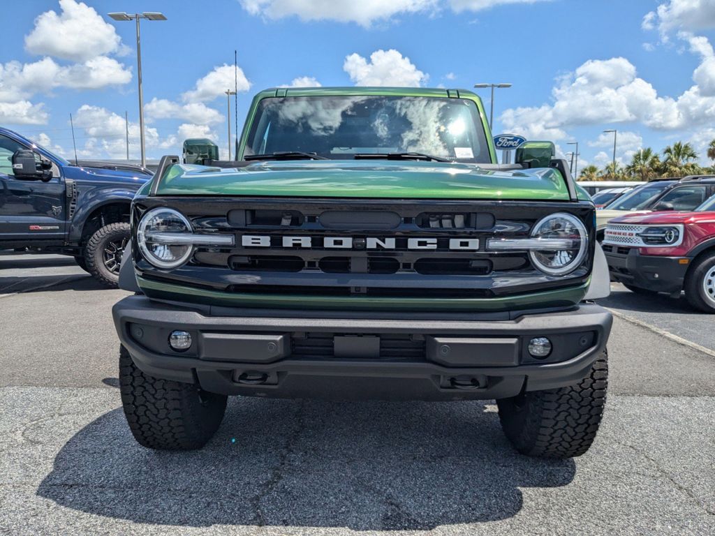 2025 Ford Bronco Outer Banks photo 8