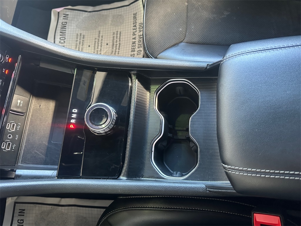 2024 Jeep Grand Cherokee Altitude photo 9
