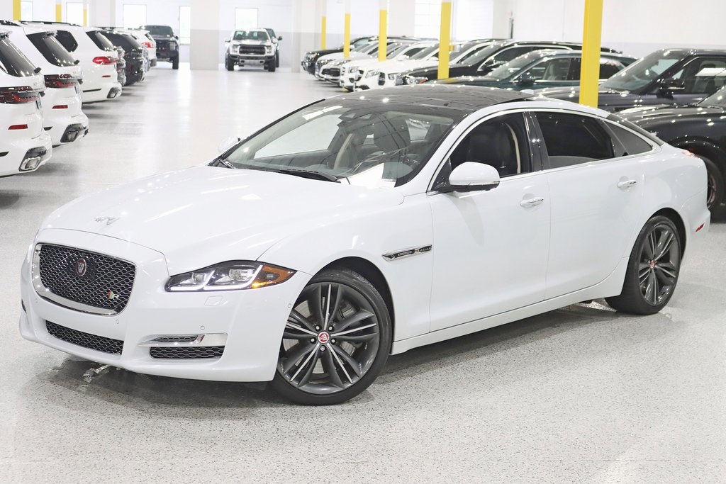 2019 Jaguar XJ XJL Supercharged photo 7