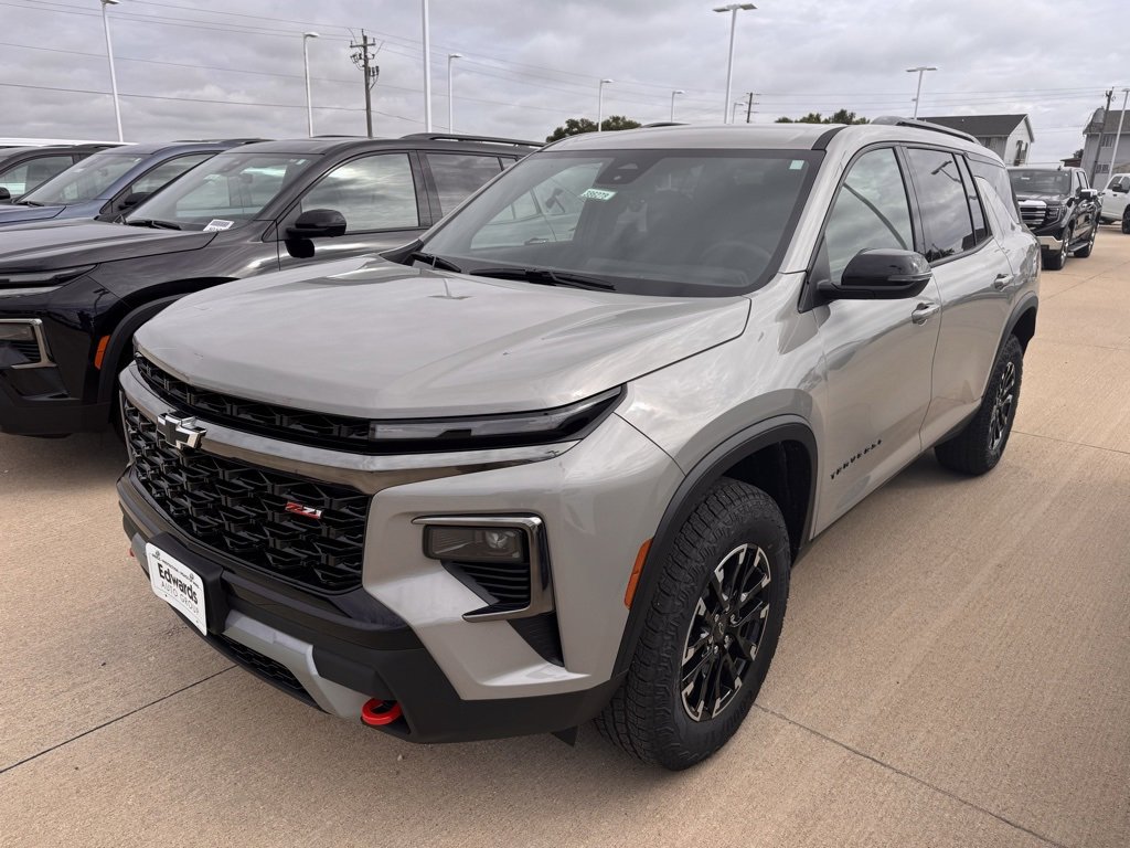 2026 Chevrolet Traverse Z71 photo 2