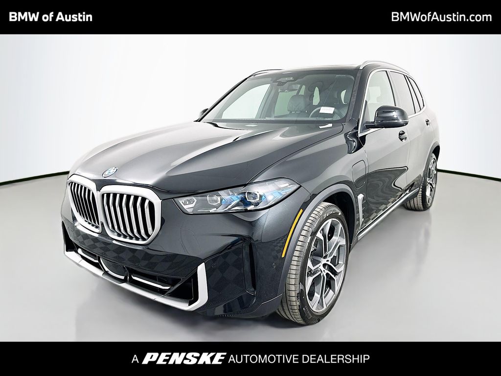 2026 BMW X5 50e's photo