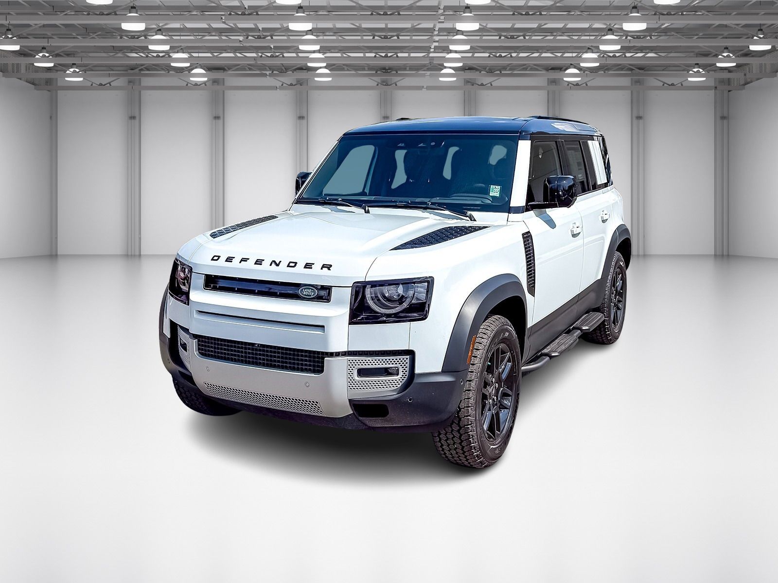 2025 Land Rover Defender S's photo