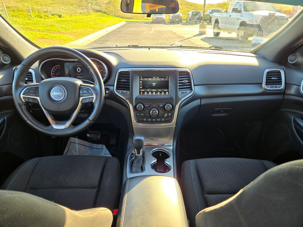 2018 Jeep Grand Cherokee Laredo photo 14