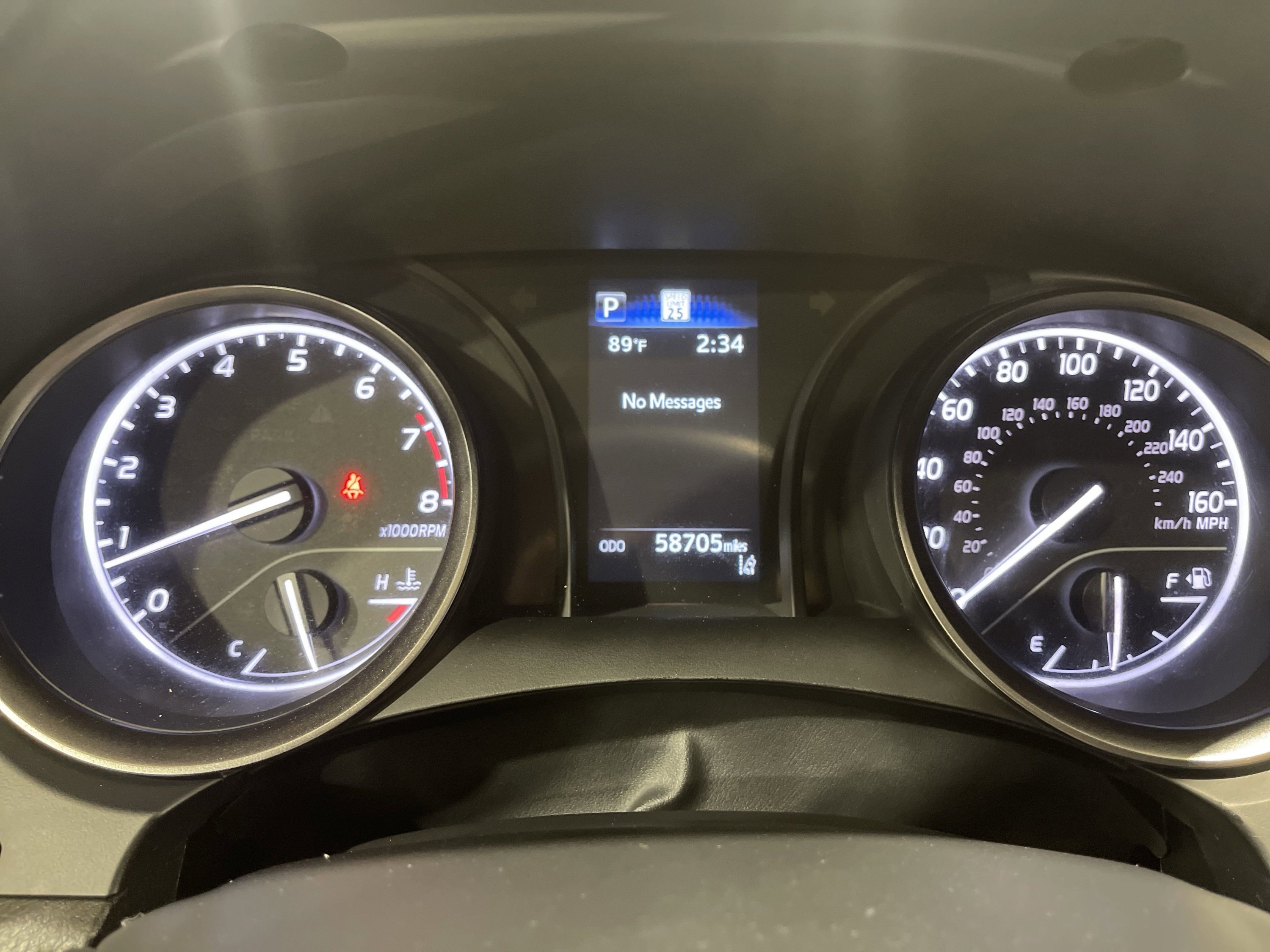 2024 Toyota Camry SE photo 18