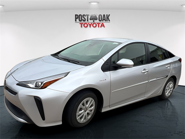 2022 Toyota Prius L photo 3