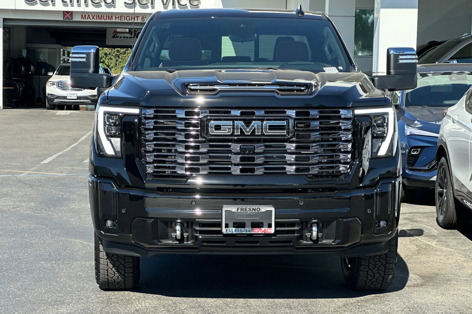 2025 Gmc Sierra 2500 HD Denali Ultimate photo 3