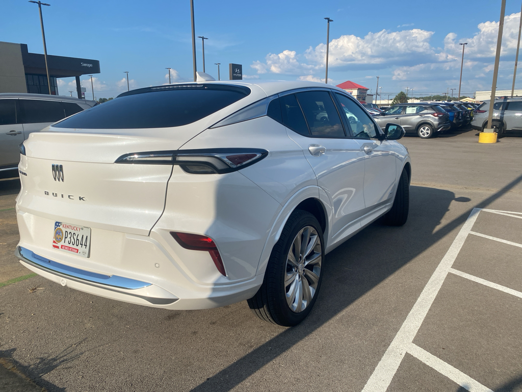 2025 Buick Envista Avenir photo 5