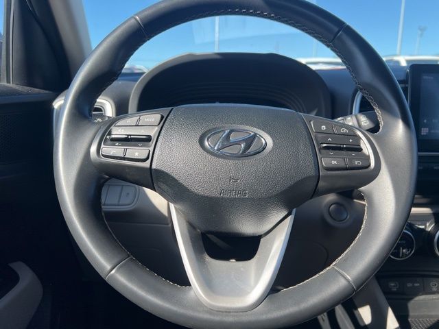 2024 Hyundai Venue SEL photo 14