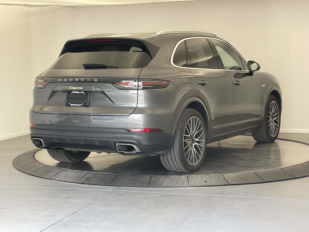 2022 Porsche Cayenne E-Hybrid Base photo 7