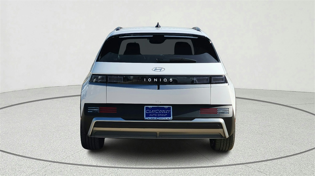 2025 Hyundai Ioniq 5 SE photo 17