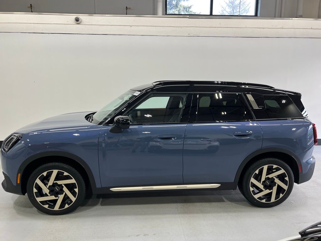 Used 2025 MINI Countryman S with VIN WMZ23GA00S7R72876 for sale in Golden Valley, Minnesota