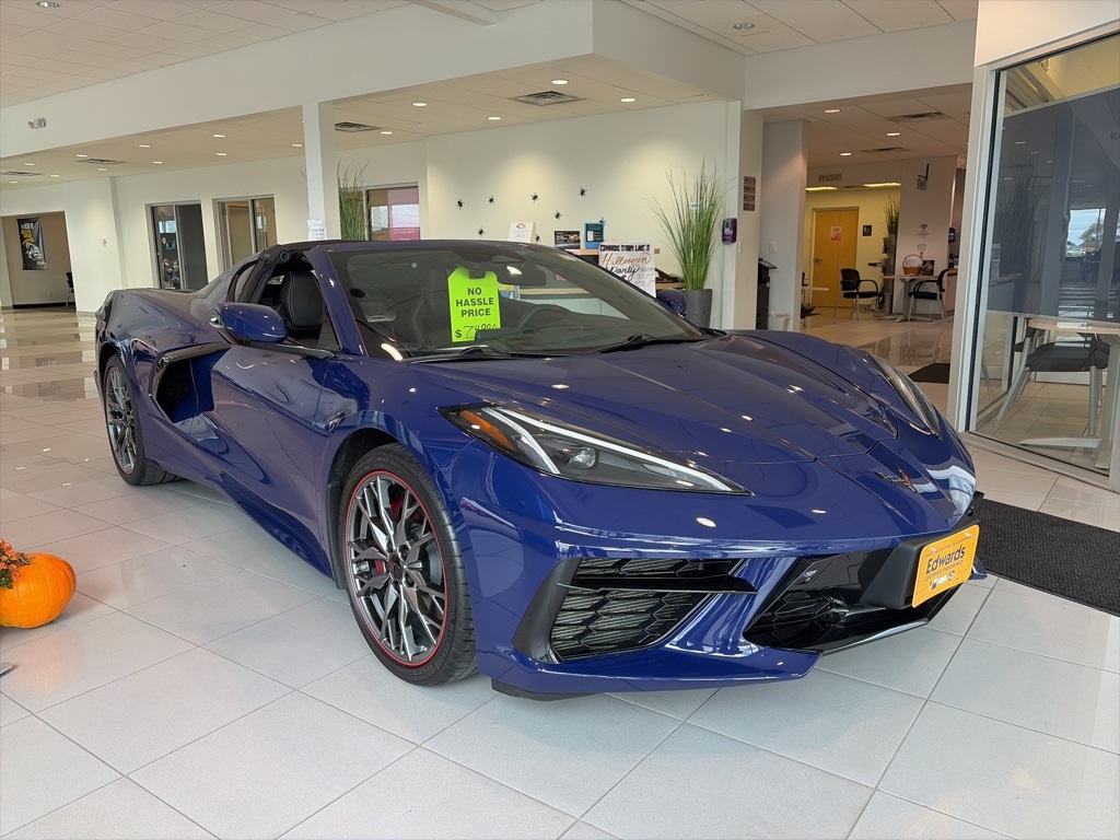 2025 Chevrolet Corvette Stingray 2LT photo 2