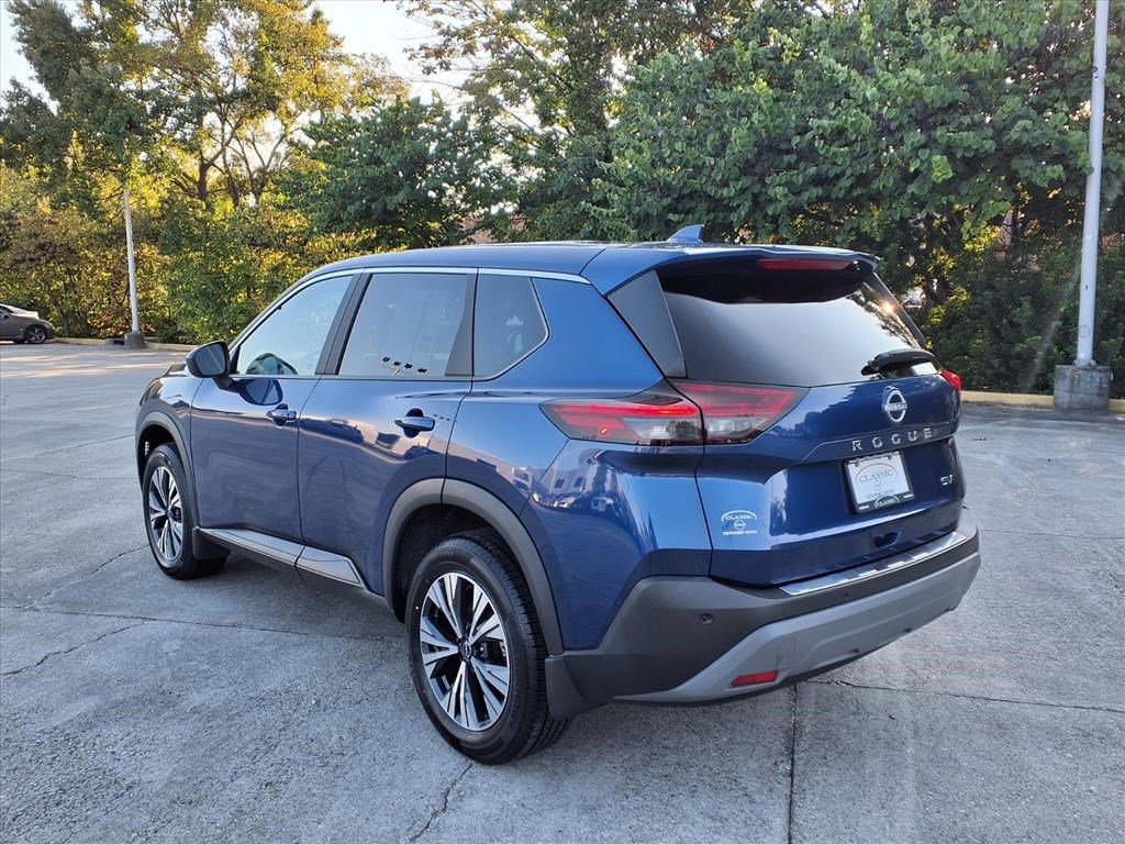 2023 Nissan Rogue SV photo 3