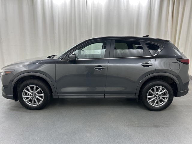2025 Mazda CX-5 2.5 S Preferred photo 3