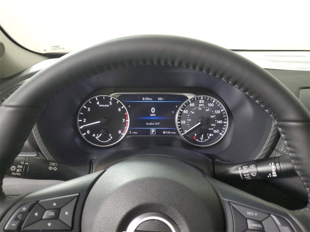 2025 Nissan Sentra SV photo 25