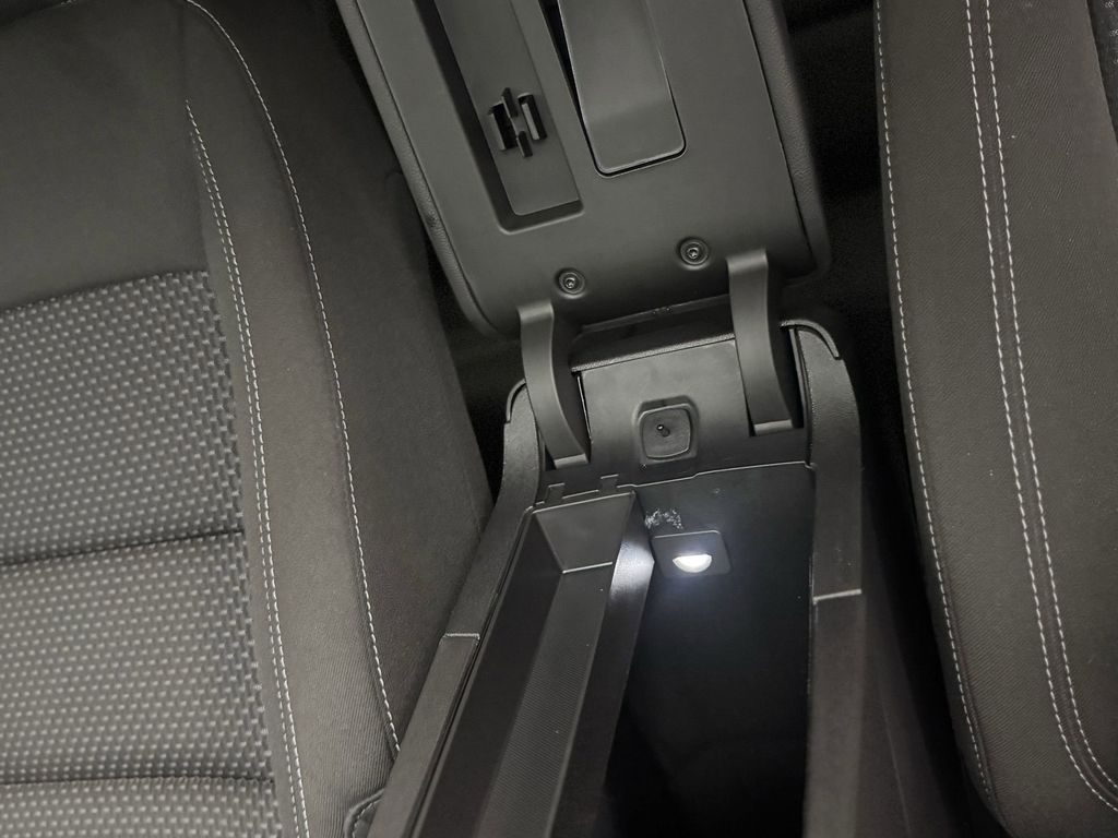 2024 Gmc Terrain SLE photo 13