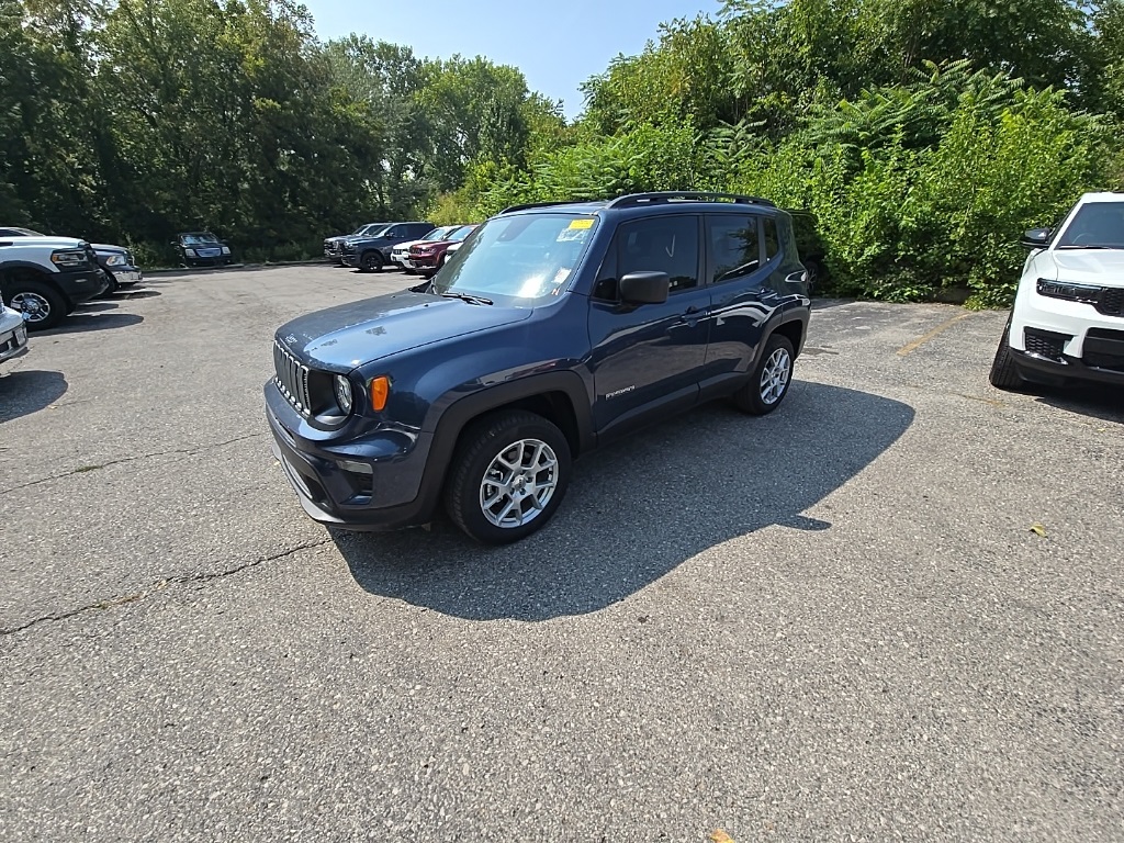 Used 2022 Jeep Renegade Latitude with VIN ZACNJDB15NPN97757 for sale in Kansas City
