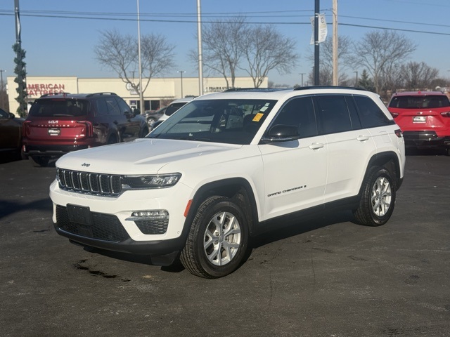 2023 Jeep Grand Cherokee Limited's photo