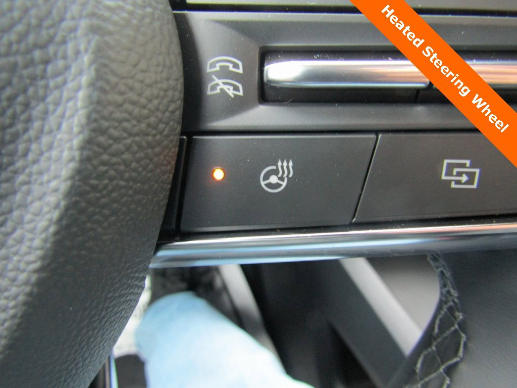 2026 Chevrolet Equinox LT photo 3