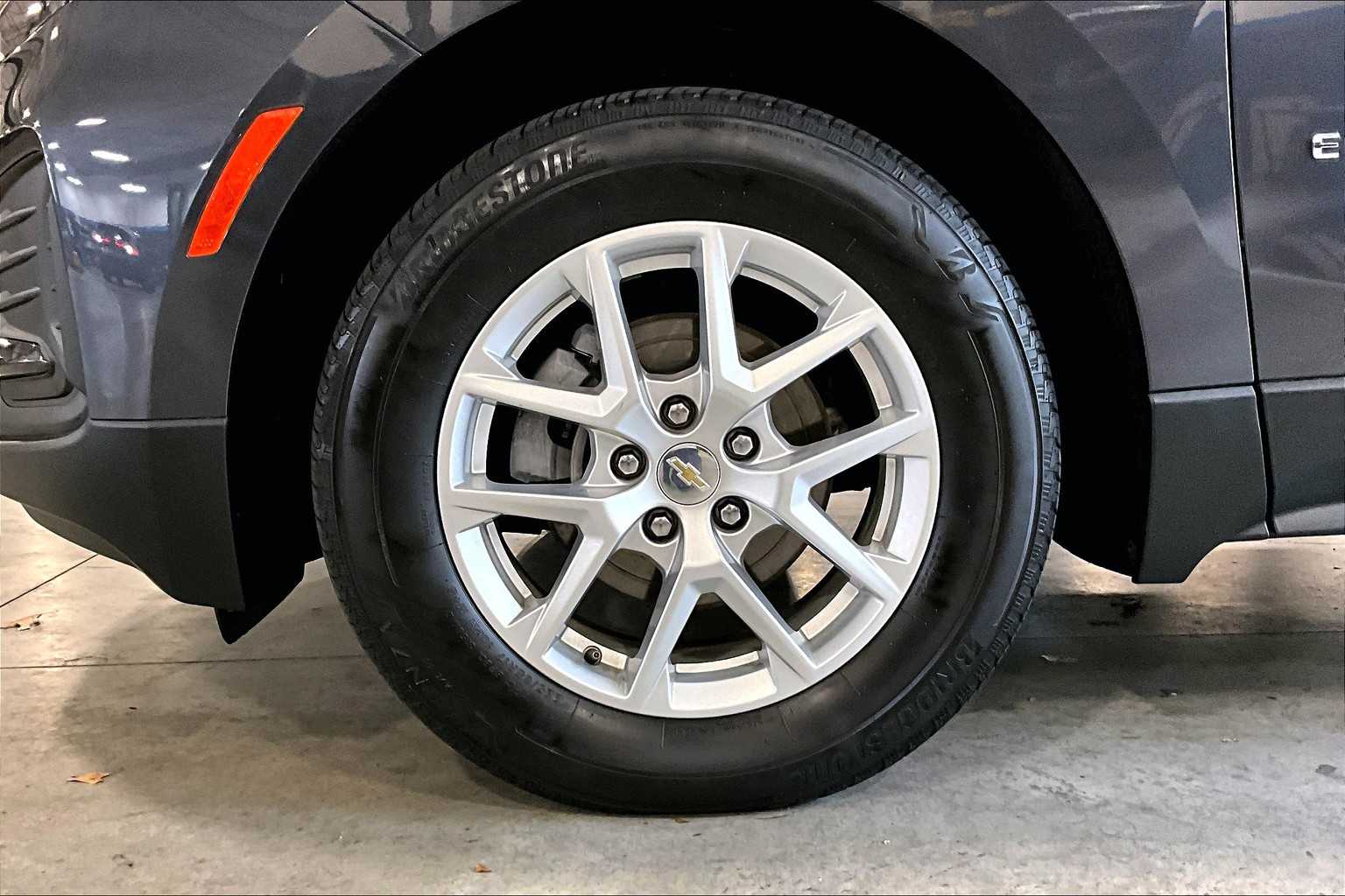 2022 Chevrolet Equinox LS photo 7